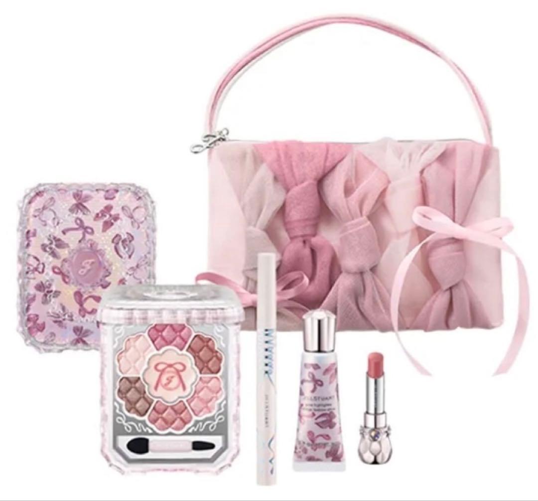 JILL STUART クリスマスコフレ　2025 ジルスチュアート×クリスマスコフレ2025】発売日＆予約日は